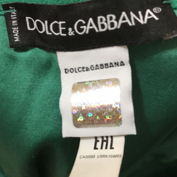 Dolce & Gabbana
sequin embellished shorts - Picture 9 of 9